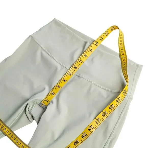 Lululemon Wunder Under High Rise Crop, 23", Luxtreme, Green, Size 8 - Picture 5 of 9